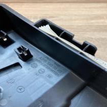 A2055400840 21355 19497  Fuse box cover Mercedes-Benz C W205