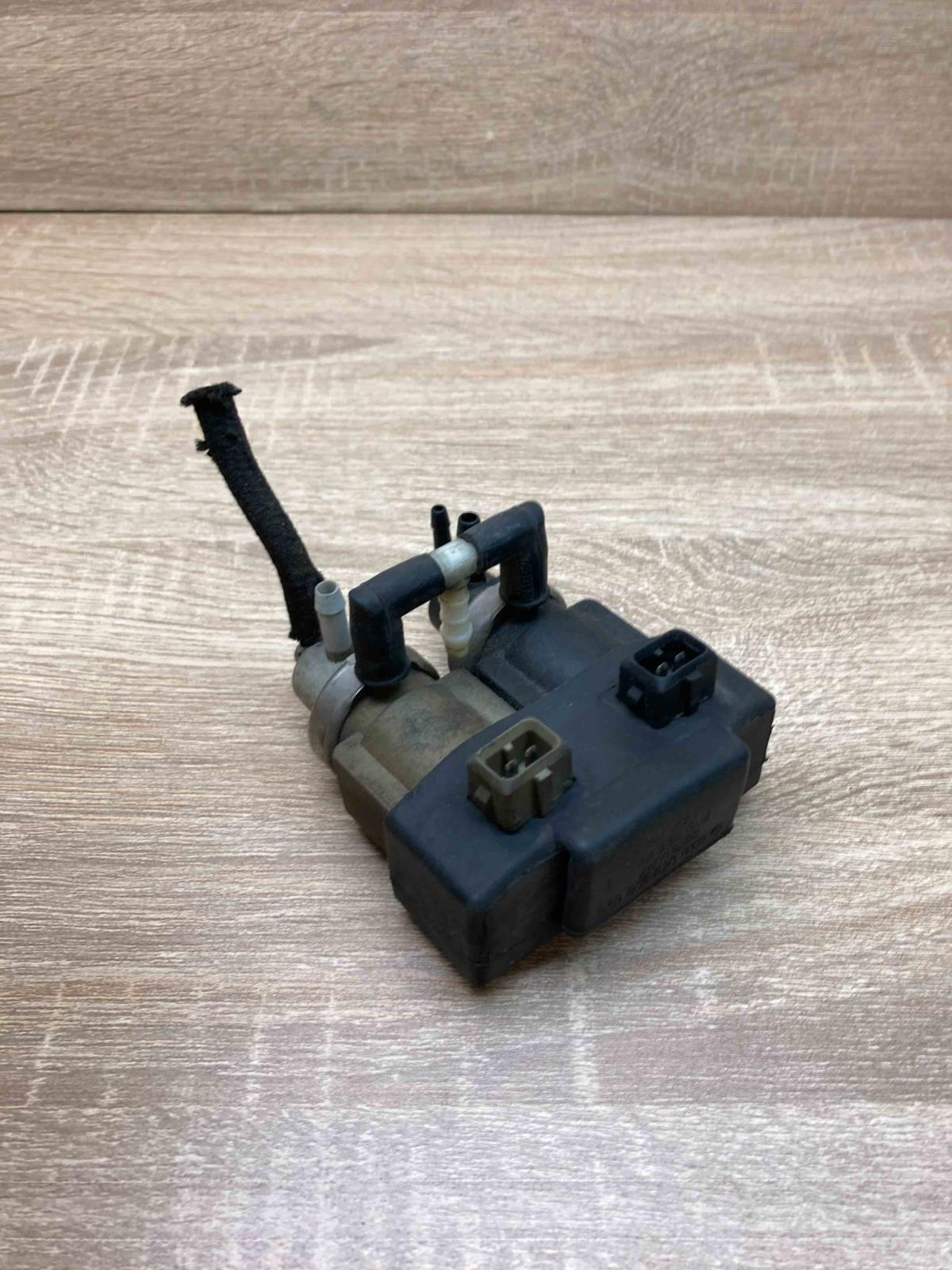 059906627A 059906629  Turbo solenoid valve Audi A6 S6 C5 4B