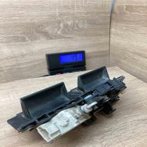 8D9827565C 4B0827565H With Plug Tailgate/trunk/boot lock/catch/latch Audi A6 S6
