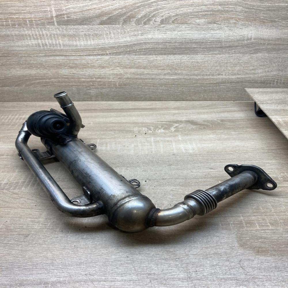 03G131512S   EGR valve cooler Volkswagen Touran I