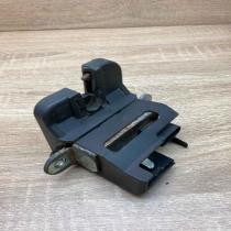 1K6827505C   Tailgate/trunk/boot lock/catch/latch Volkswagen Golf V