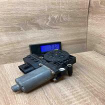 0130821774 0402000850 Front RH Front door window regulator motor Audi A6 S6 C5 4