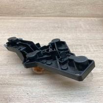 6924510 13405110  Tail light bulb cover holder BMW 1 E81 E87