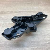 6924510 13405110  Tail light bulb cover holder BMW 1 E81 E87