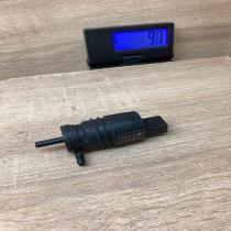 7302588 132640 11  Windscreen/windshield washer pump BMW 1 E82 E88