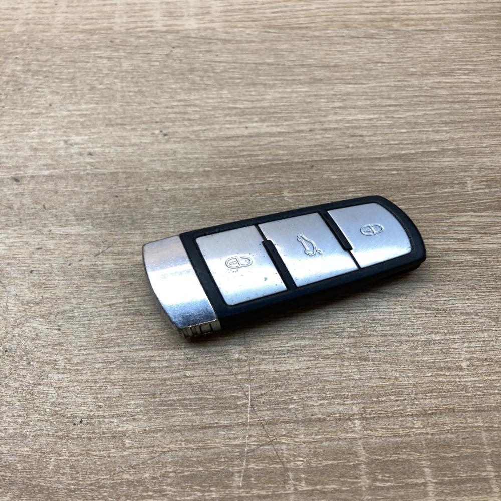Volkswagen CC key   Ignition key/card Volkswagen PASSAT CC