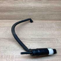 8377430 132640 10  Headlight washer pump BMW 5 E60 E61