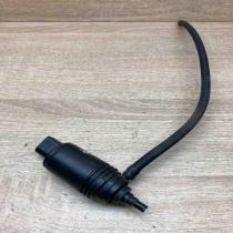 7199567 23537610  Windscreen/windshield washer pump BMW 3 E90 E91