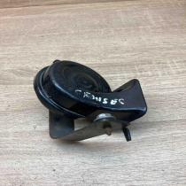 703881157 011157  Horn signal Chrysler Voyager