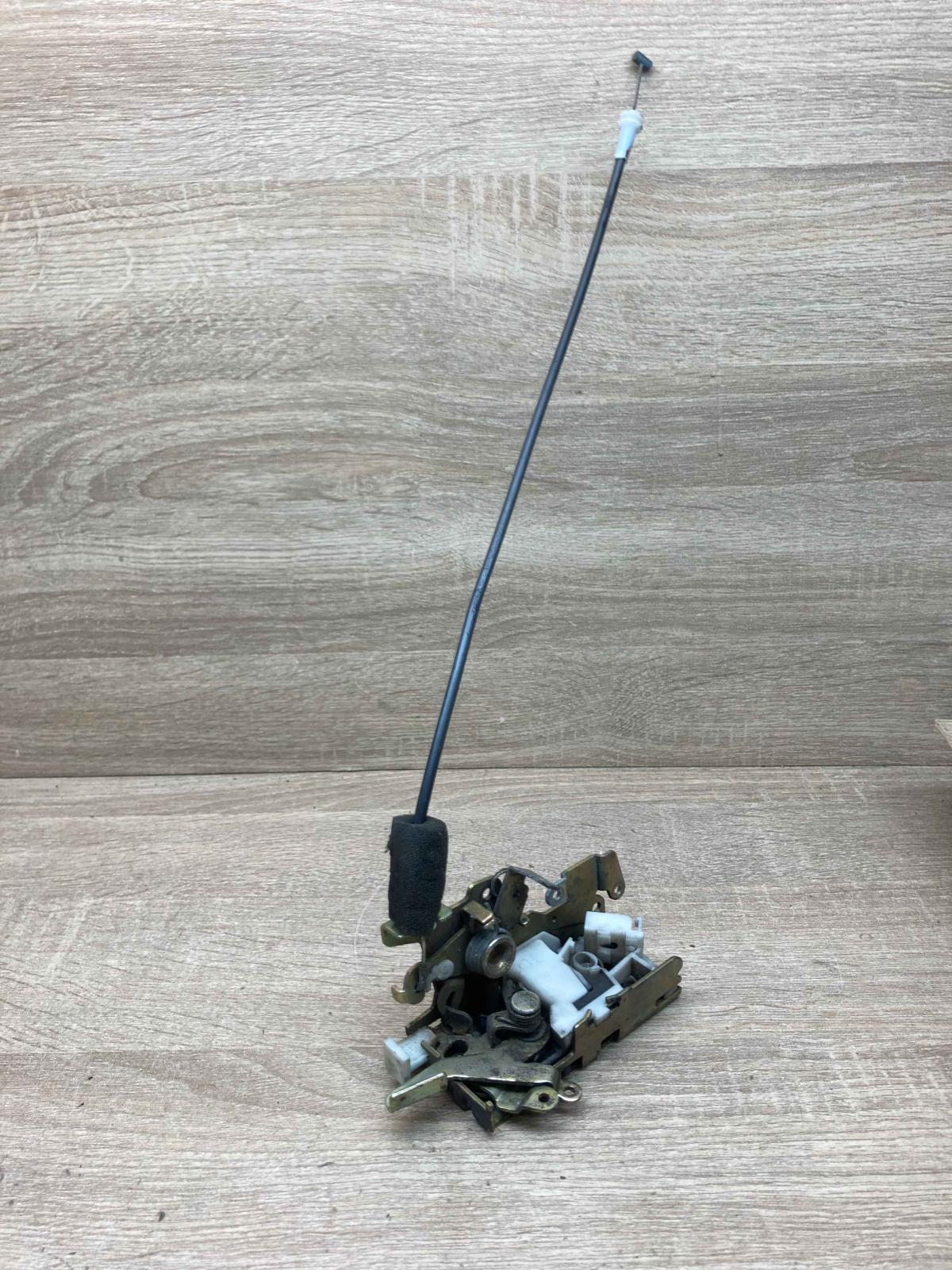 638720   Front door lock Mercedes-Benz Vito Viano W638