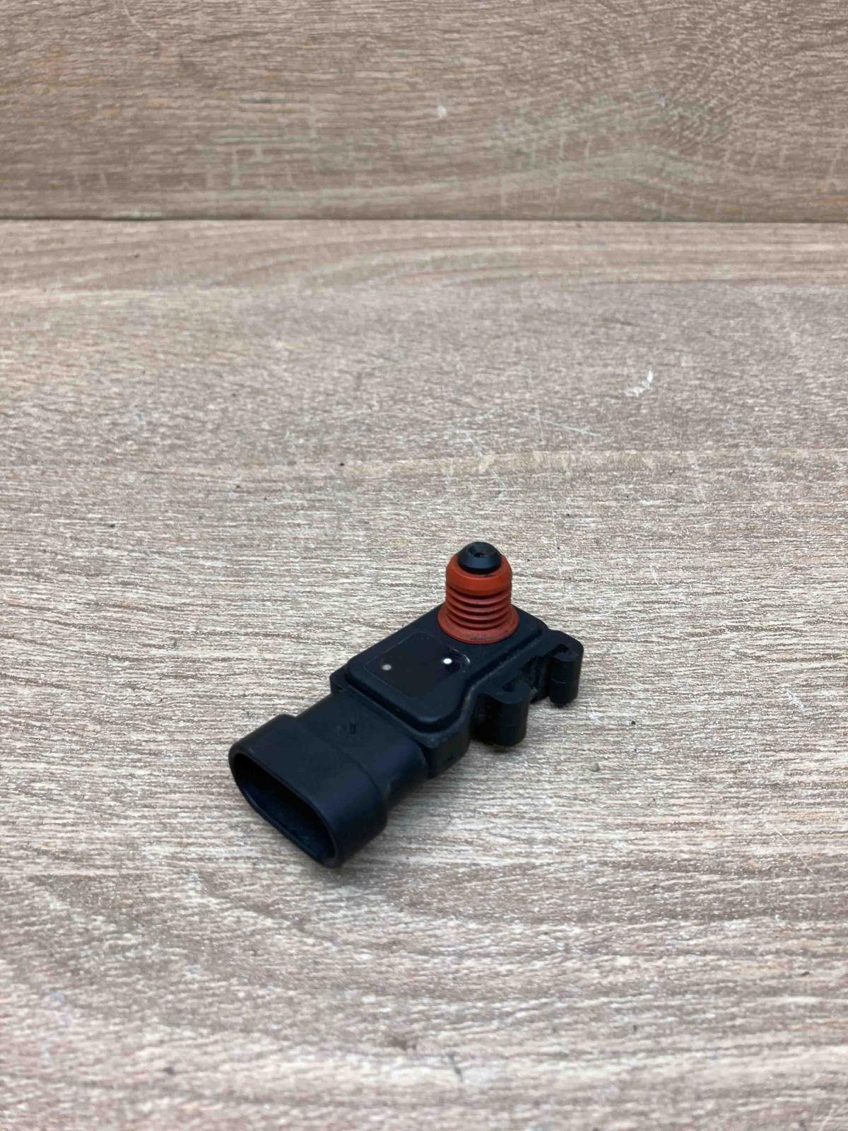 7700101762   Air pressure sensor Renault Clio III