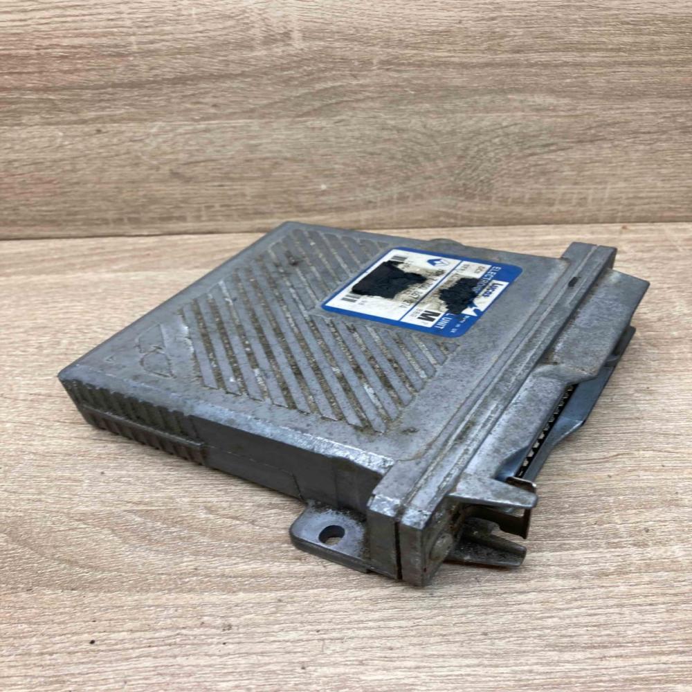 7700867274   Engine control unit/module ECU Mitsubishi Carisma