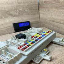 3M5T 14A073 DG   Fuse module Ford Focus