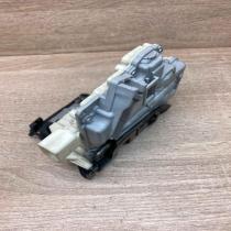3C4879016A   Rear door lock Volkswagen PASSAT B7