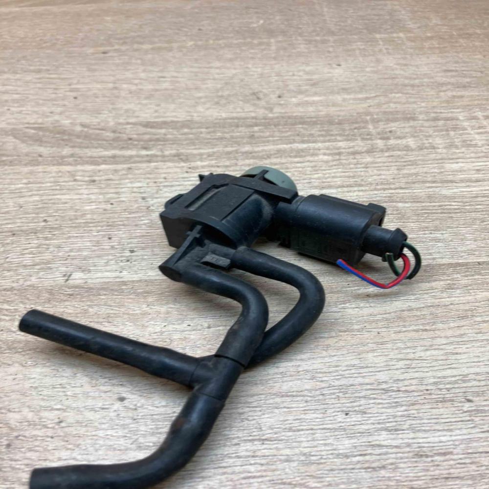 1K0906283A   Turbo solenoid valve Volkswagen PASSAT B6