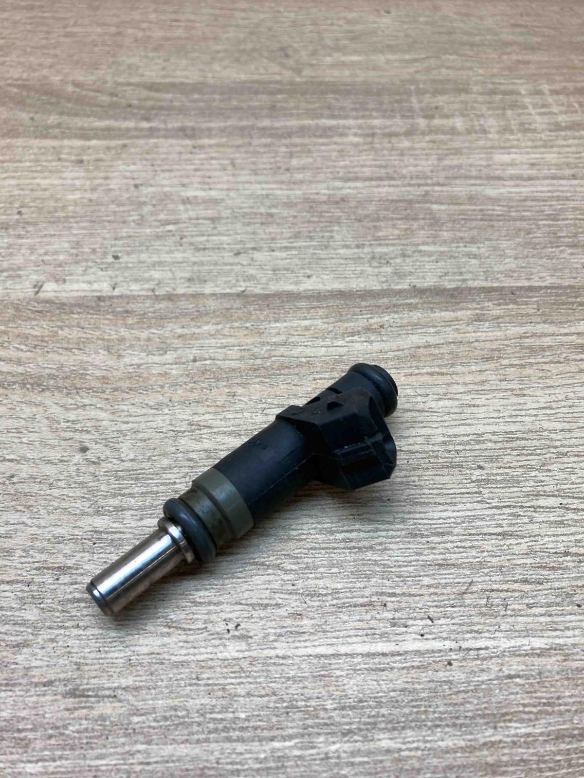 7506158 5107C02080  Fuel injector BMW 3 F30 F35 F31