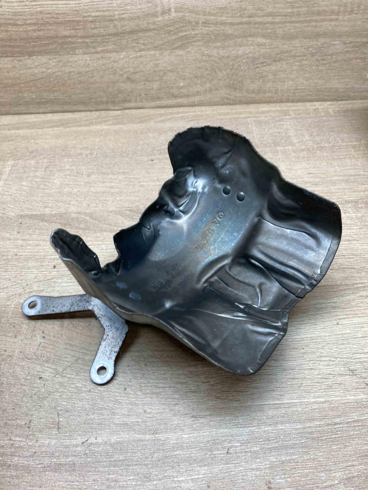 A6420960468   Other exhaust manifold parts Mercedes-Benz R W251