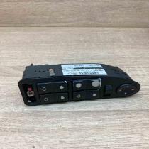 8368987   Electric window control switch BMW 5 E39