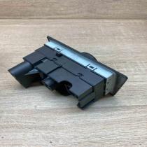 13205867 04060120  Light switch Opel Zafira B