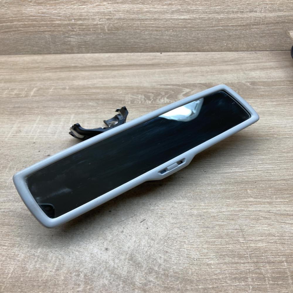 1K0857511   Rear view mirror (interior) Volkswagen Tiguan