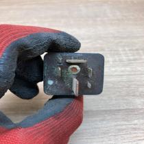 D90BB 6M092 BA 899043  Other relay Ford Scorpio