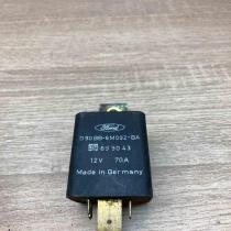 D90BB 6M092 BA 899043  Other relay Ford Scorpio