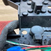 89028759   Tail light bulb cover holder Toyota Avensis T250