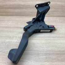 1S719F836BB  With Plug Accelerator throttle pedal Ford Mondeo Mk III