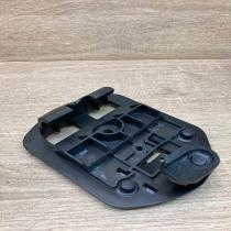 2118900814 Used  Hazard Warning Triangle Mounting Bracket Mercedes-Benz E W211