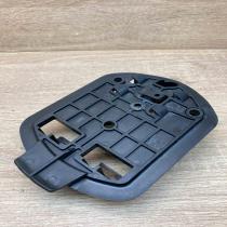 2118900814 Used  Hazard Warning Triangle Mounting Bracket Mercedes-Benz E W211