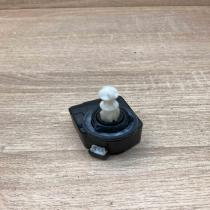008830 008830 00  Headlight level adjustment motor Volkswagen Golf V