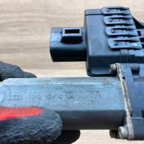 0130821771 2100018542  Front door window regulator motor Ford Mondeo Mk III