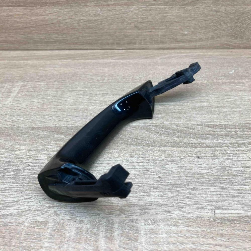 A2047600270   Front door exterior handle Mercedes-Benz C W204