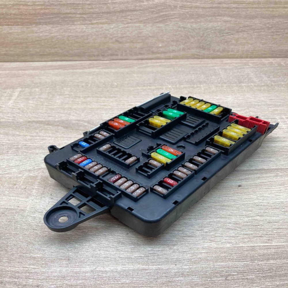 9389070 10688710  Fuse module BMW 3 F30 F35 F31