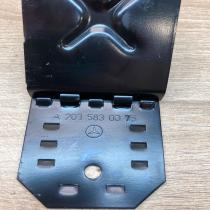 A2035830075 Used  Other interior part Mercedes-Benz C W203