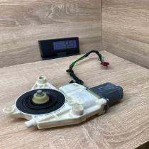 A2048200642 0130822504 With Plug Rear door window regulator motor Mercedes-Benz