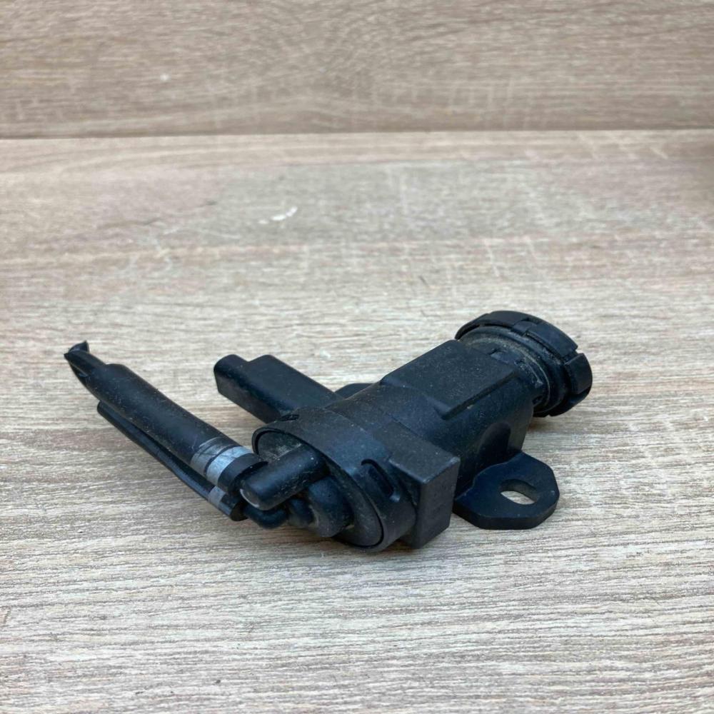 9635704380 0928400414  Turbo solenoid valve Peugeot 807