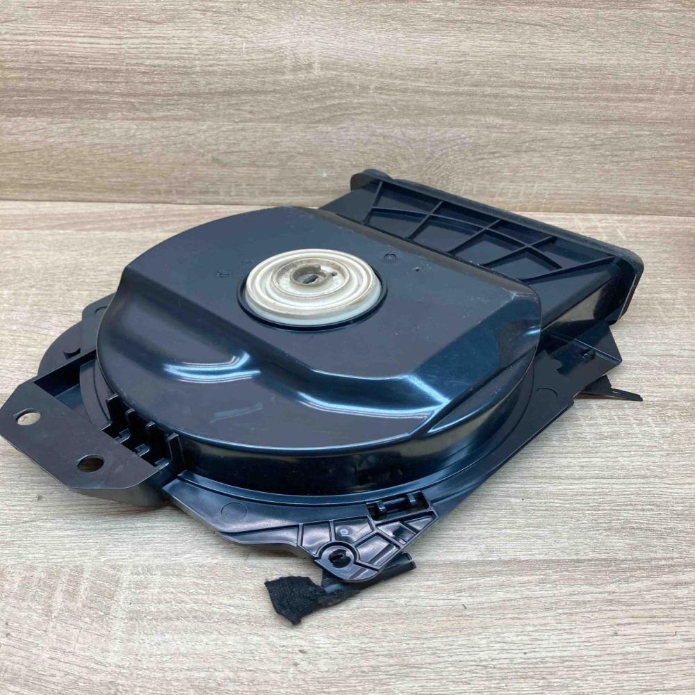 9210148  RH Subwoofer speaker BMW 3 F30 F35 F31
