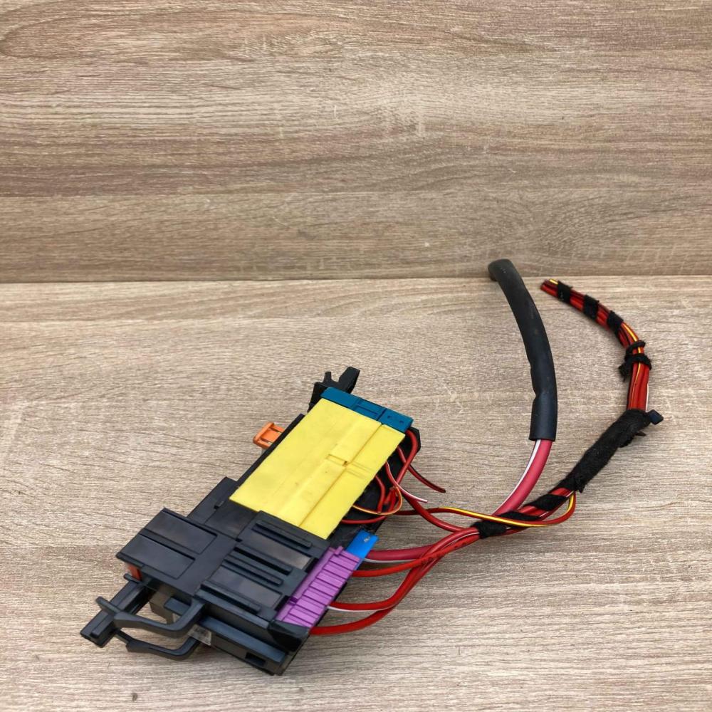 A2059067200 A2059067200  Fuse module Mercedes-Benz C W205