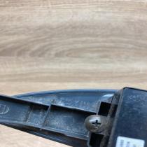 25401 AV660   Electric window control switch Nissan Primera