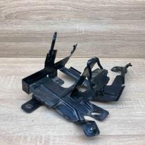 2115454440   Battery tray Mercedes-Benz E W211