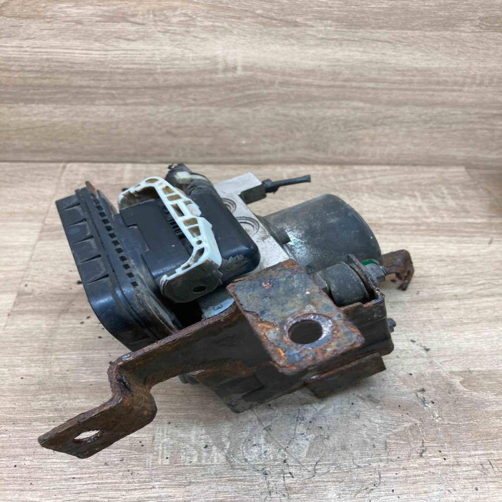 437 0775 GR1E 437A0  ABS Pump Mazda 6