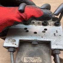 437 0775 GR1E 437A0  ABS Pump Mazda 6
