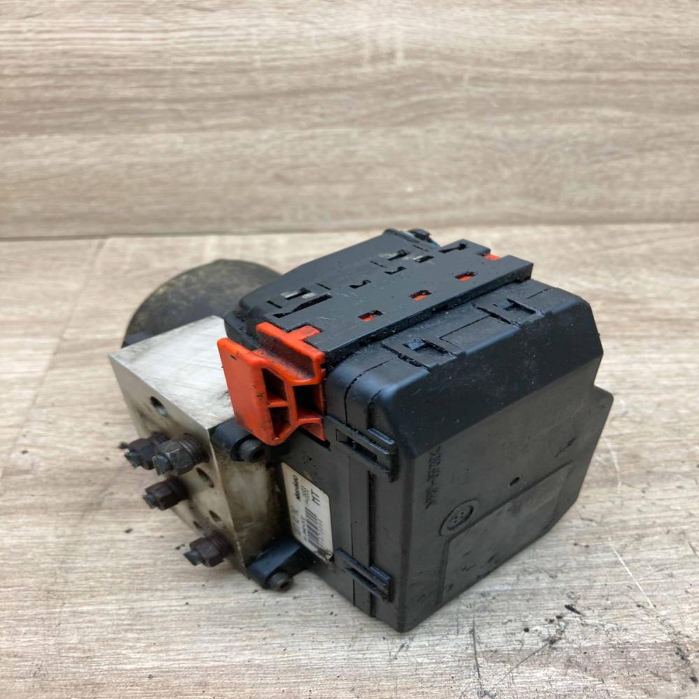 CB77437AZ  With Plug ABS Pump Mazda Premacy