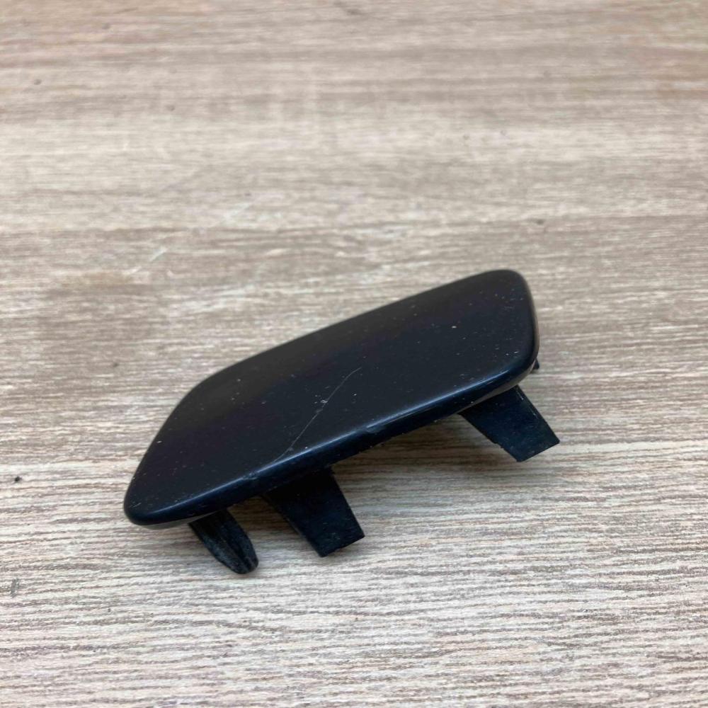 3C0955109A   Headlight washer spray nozzle cap/cover Volkswagen PASSAT B6