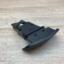 06016 Used  Hazard light switch Nissan Primera