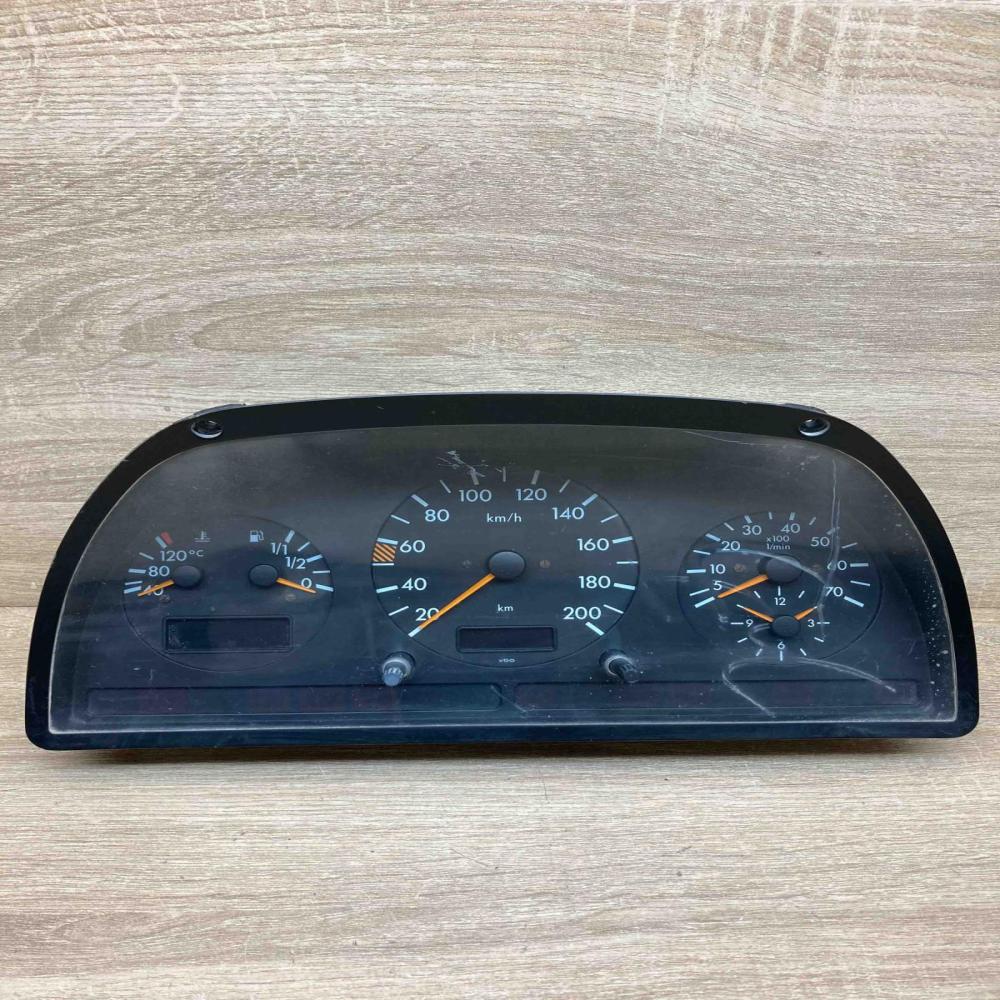 0005429601   Speedometer (instrument cluster) Mercedes-Benz Vito Viano W639