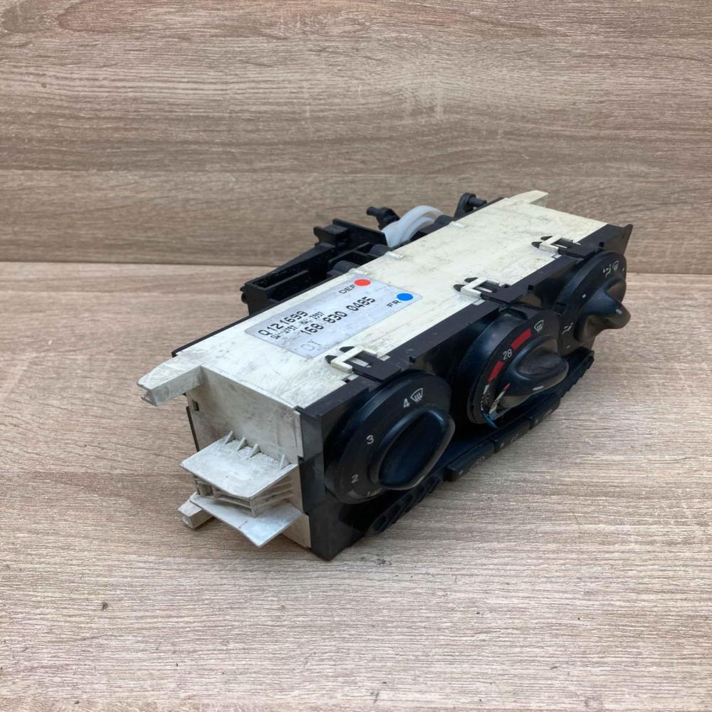 1688300485 Q121699  Climate control unit Mercedes-Benz A W168