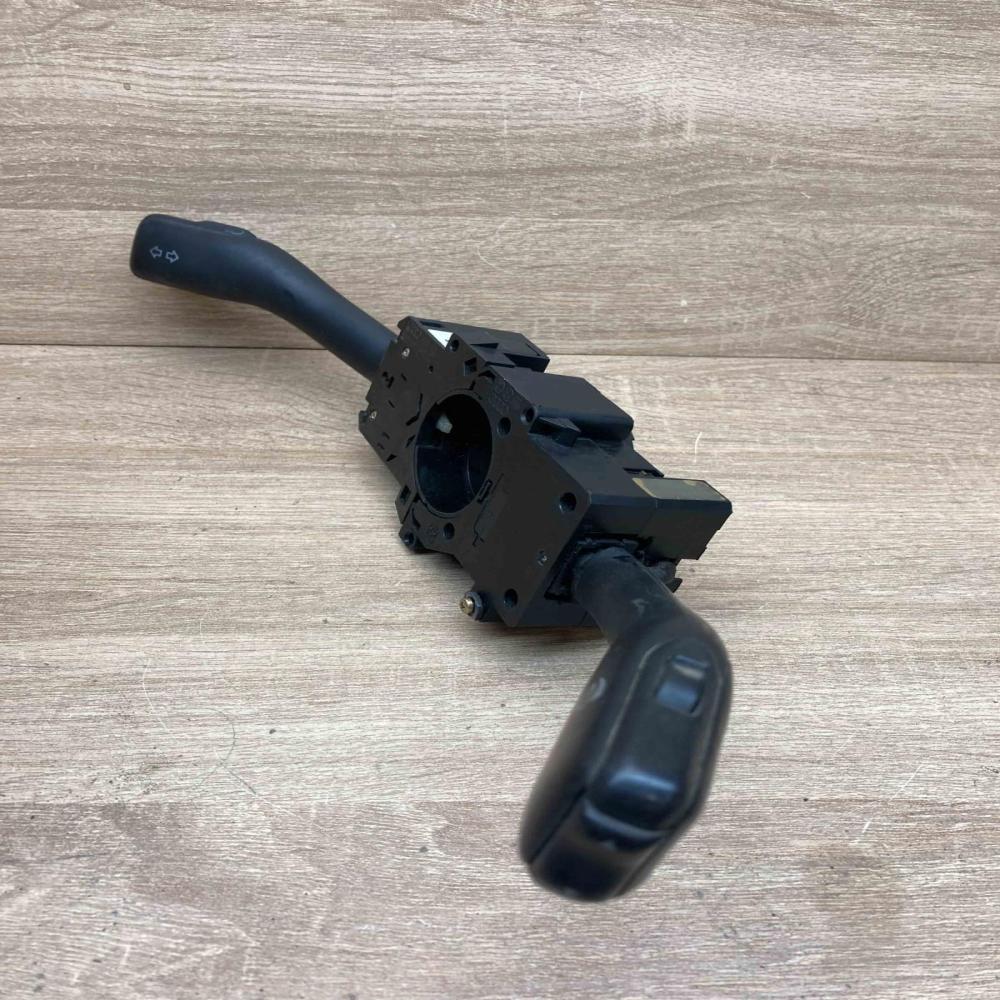 8L0953513 462138  Wiper turn signal indicator stalk/switch Volkswagen PASSAT B5