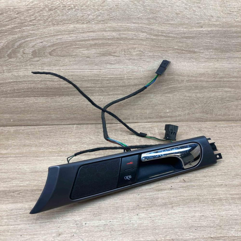 4B837019 4B0036368C  Front door interior handle Audi A6 S6 C5 4B